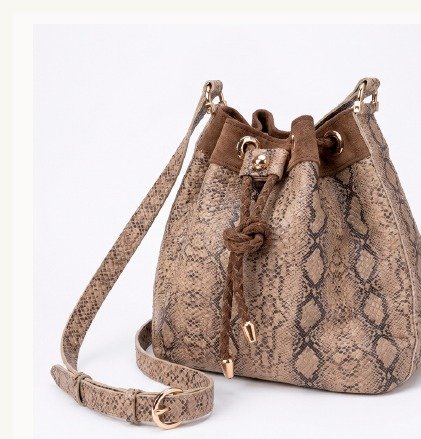 Cartera Pigalle detalle completo